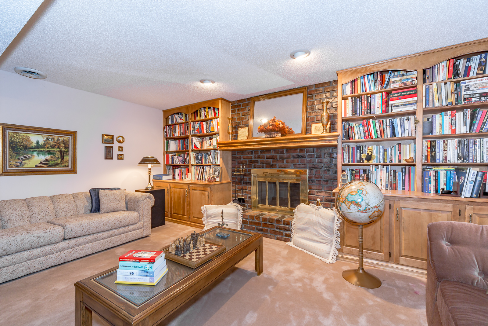 10605 W 121st ST - Web-150.jpg