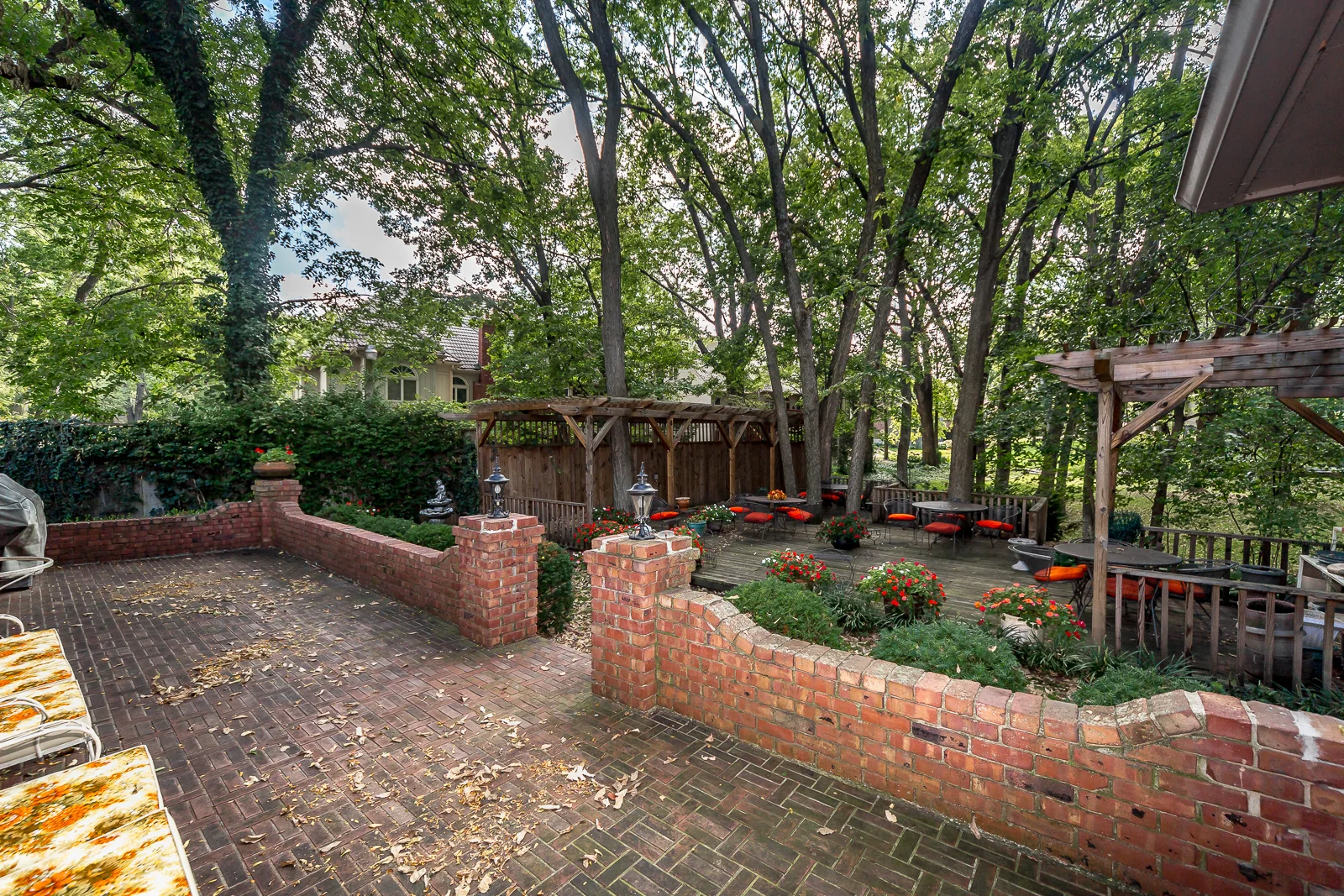 10605 W 121st ST - Web-171.jpg