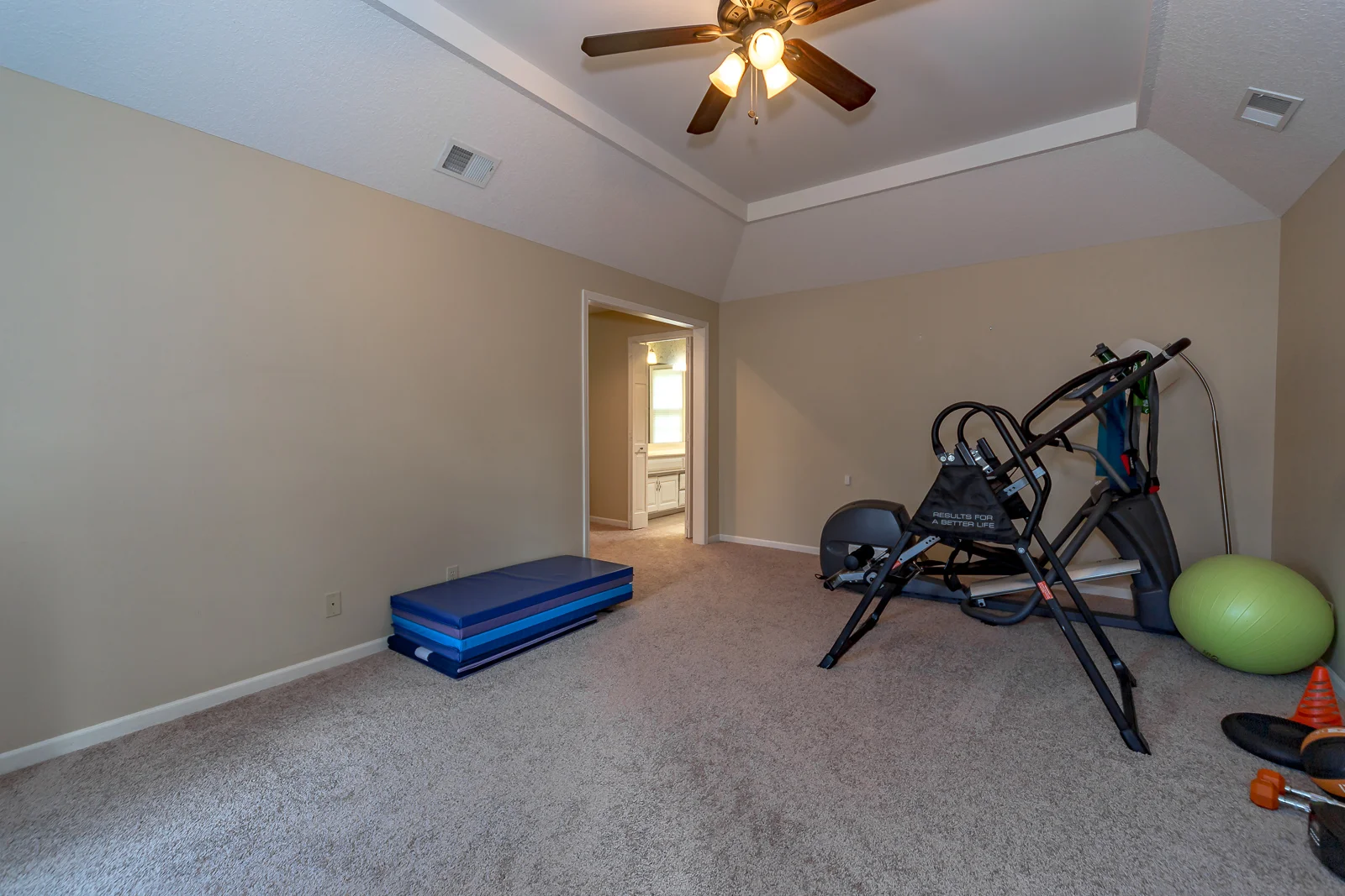 12333 Rosewood St - Web-136.jpg