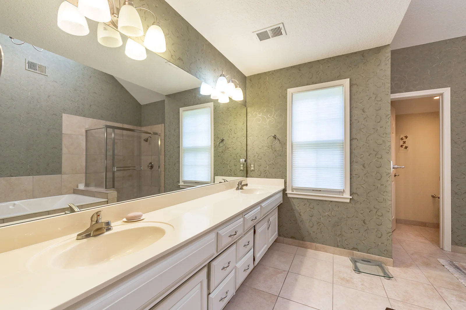 12333 Rosewood St - Web-139.jpg