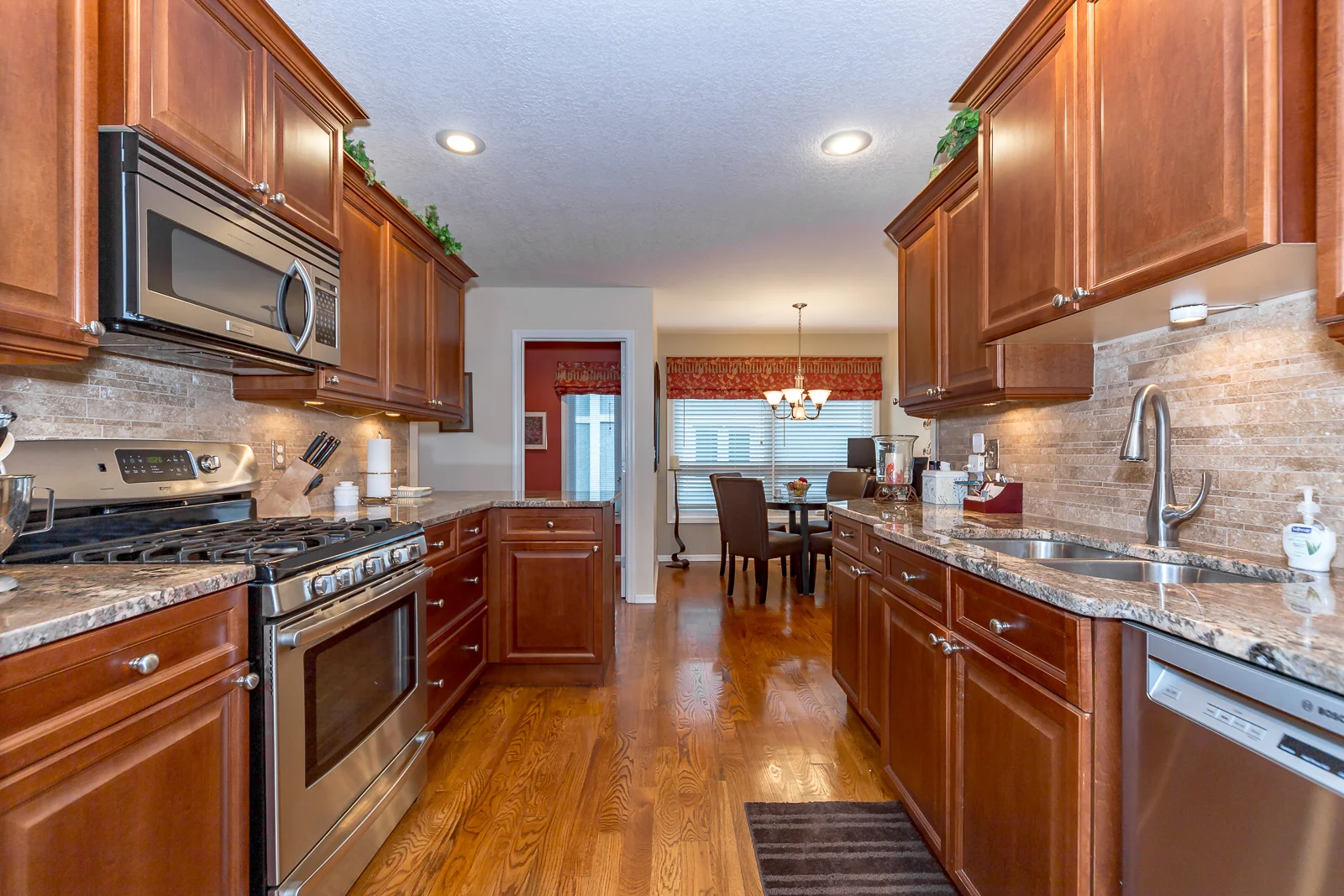 7970 W 118th St - Web-122.jpg