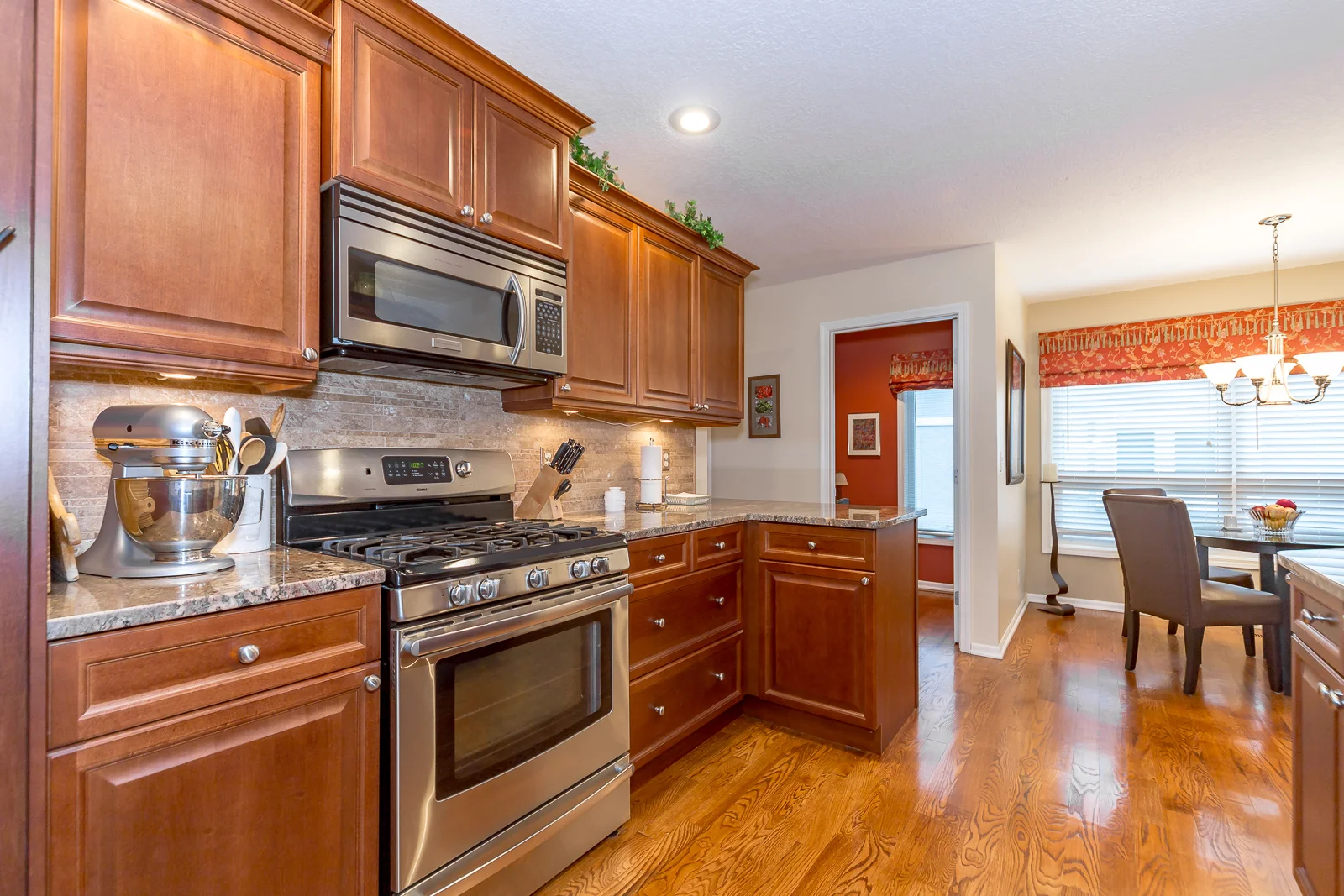 7970 W 118th St - Web-124.jpg