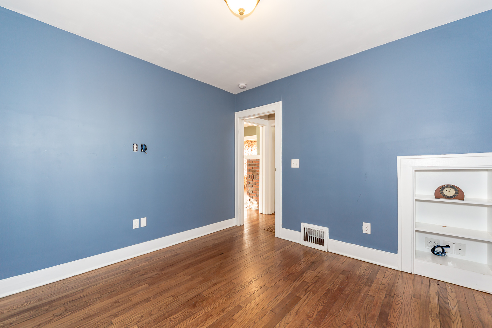 462 E Franklin St - Web-114.jpg