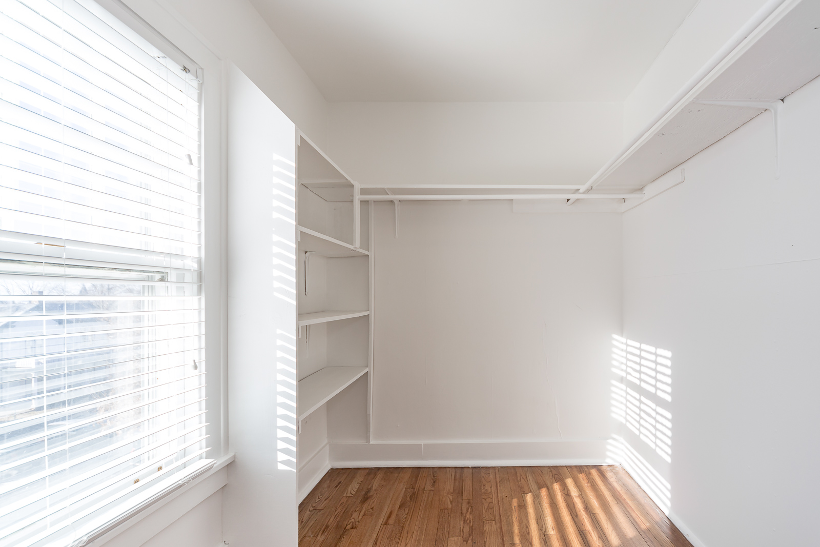 462 E Franklin St - Web-125.jpg