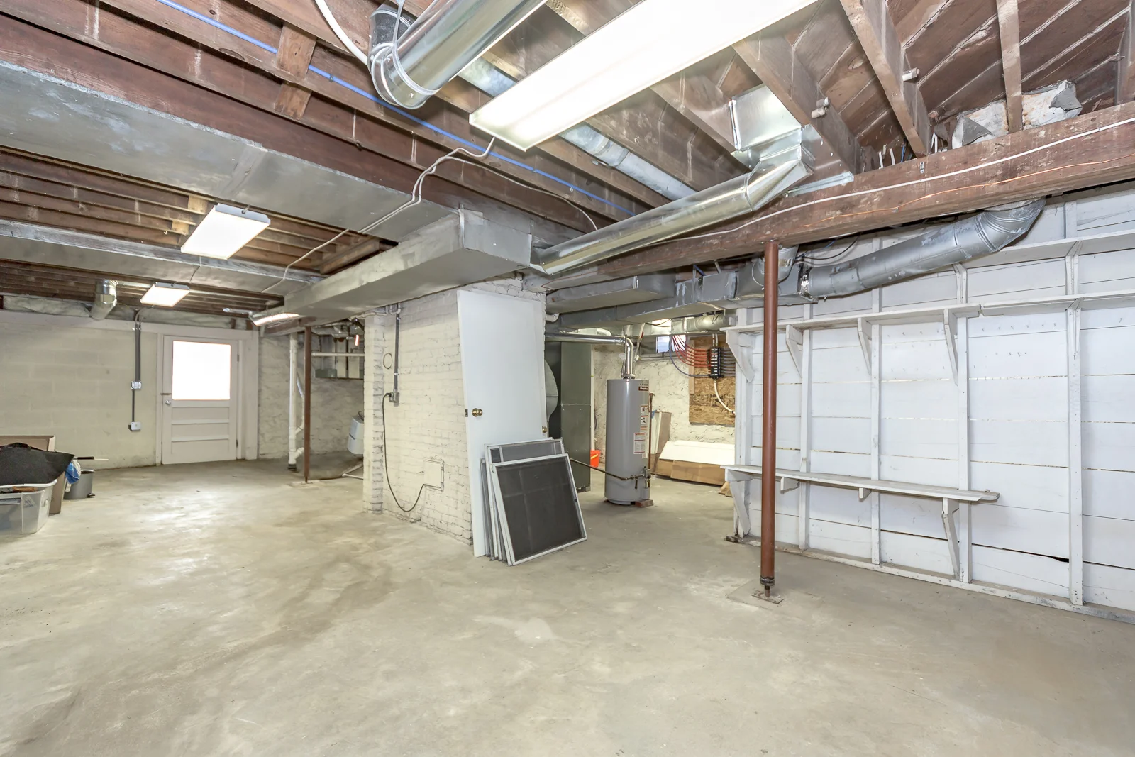 462 E Franklin St - Web-136.jpg