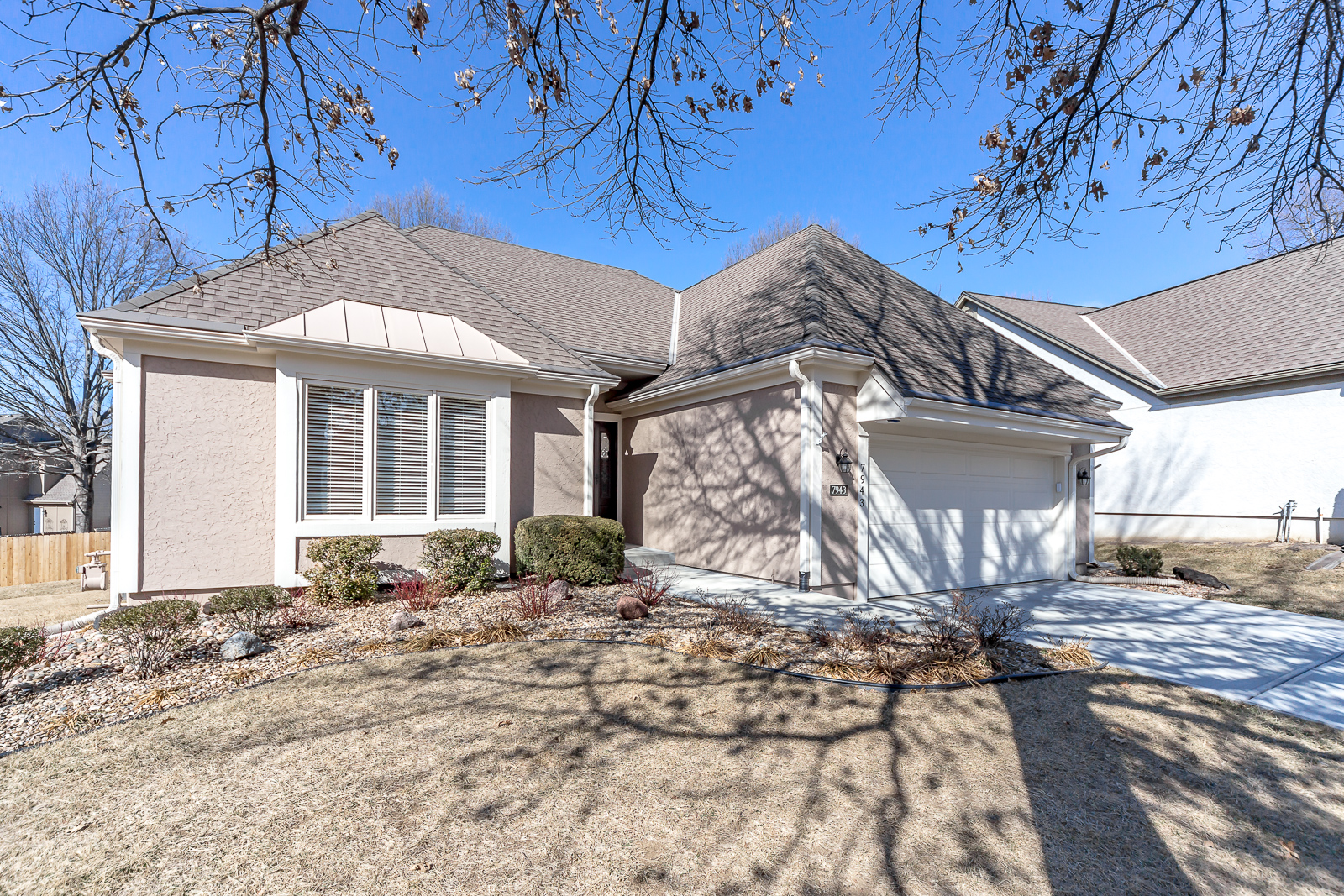 7943 W 118th Pl - Web-101.jpg