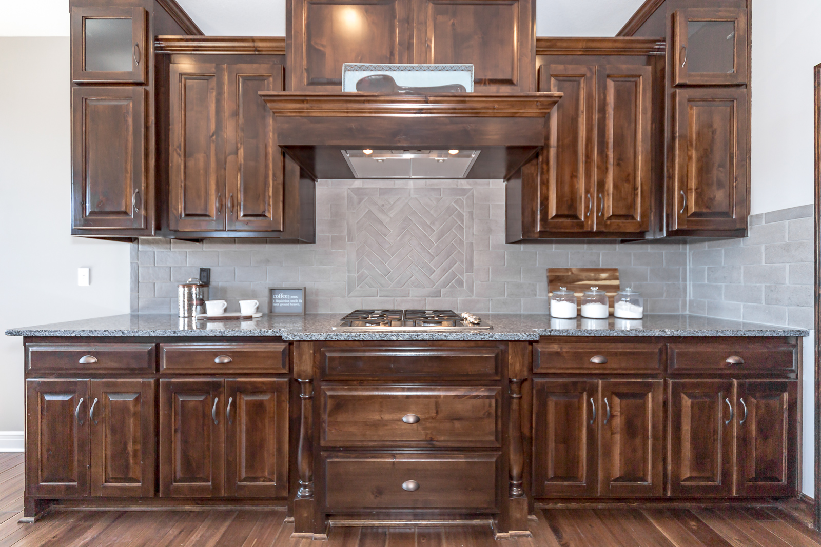 25049 W 87th St - Web-119.jpg
