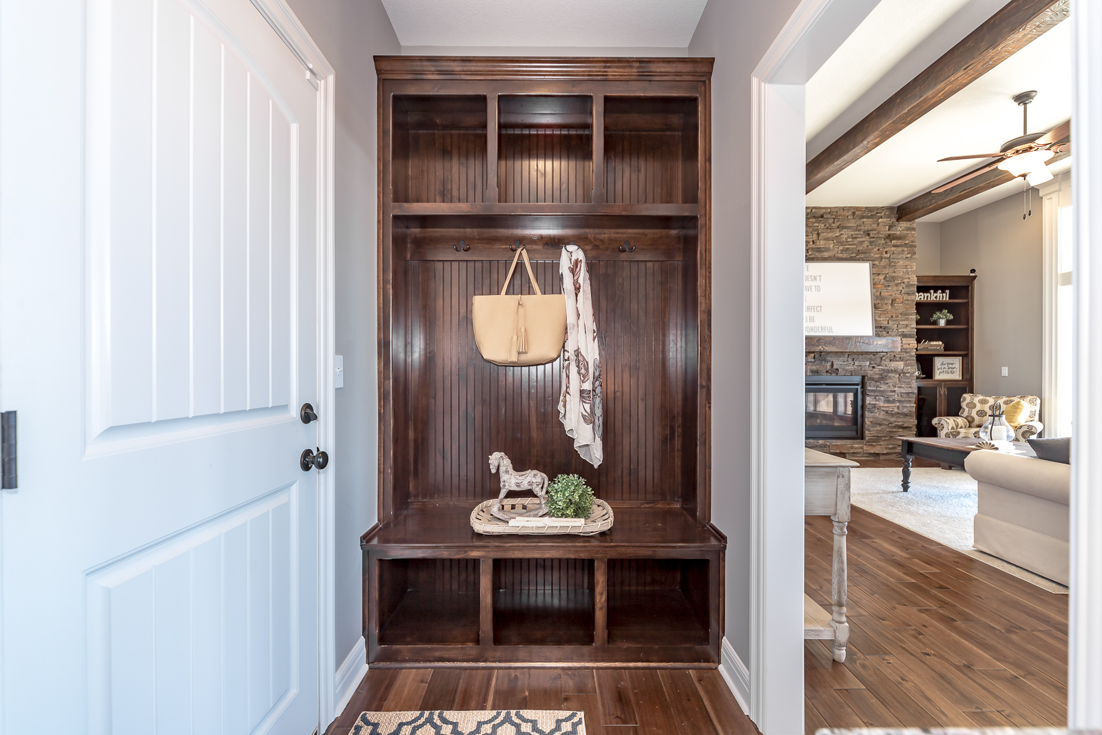 25049 W 87th St - Web-123.jpg