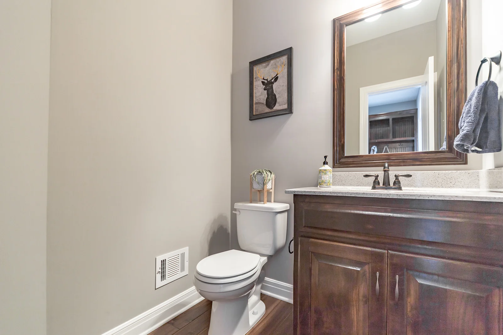 25049 W 87th St - Web-124.jpg