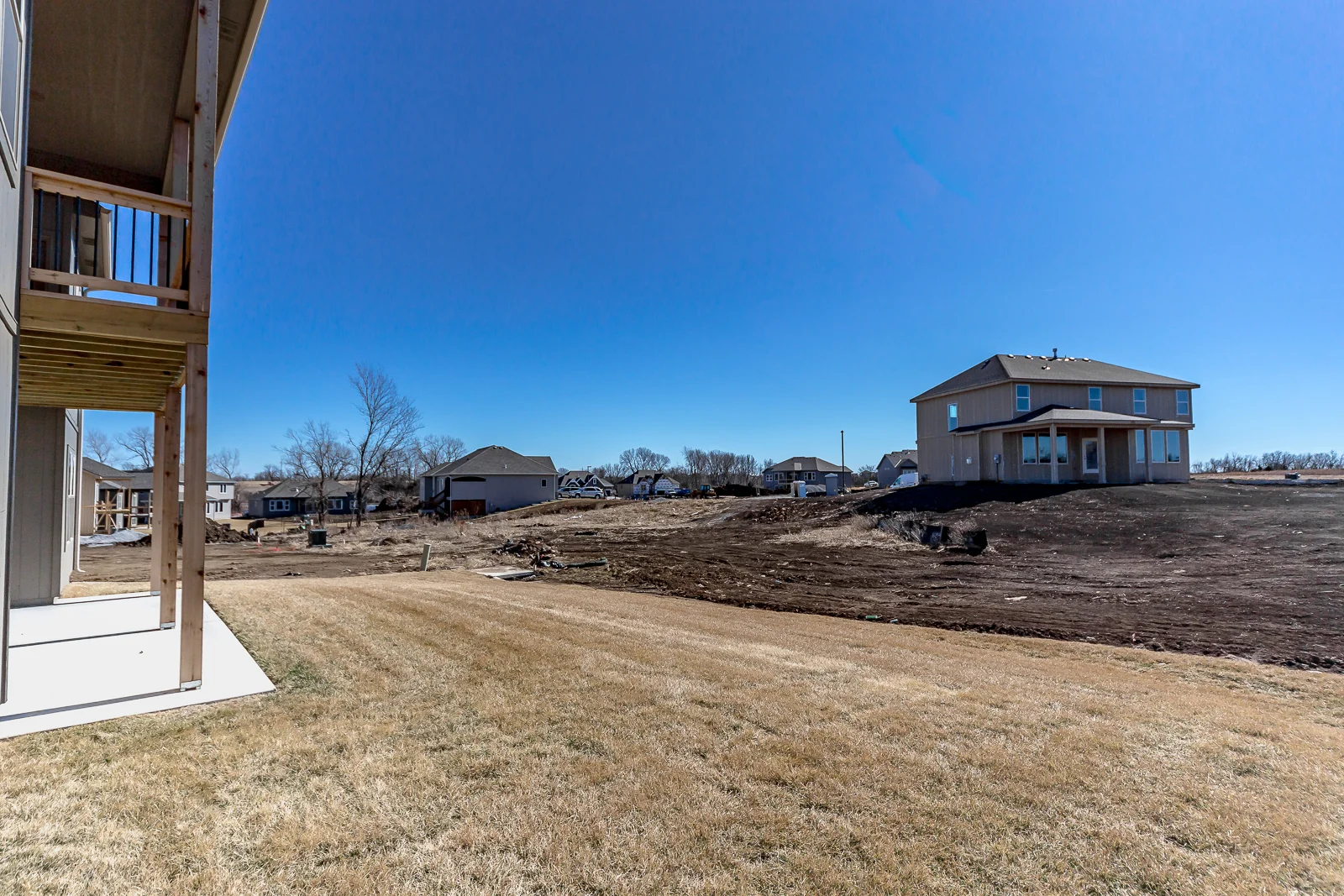 25049 W 87th St - Web-160.jpg
