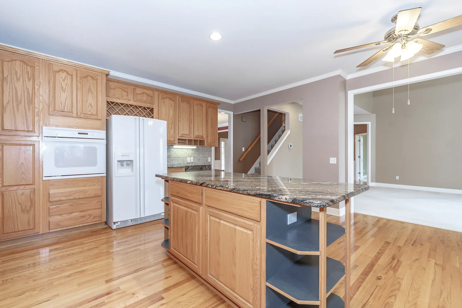 3544 W 143rd Terr - Web-116.jpg