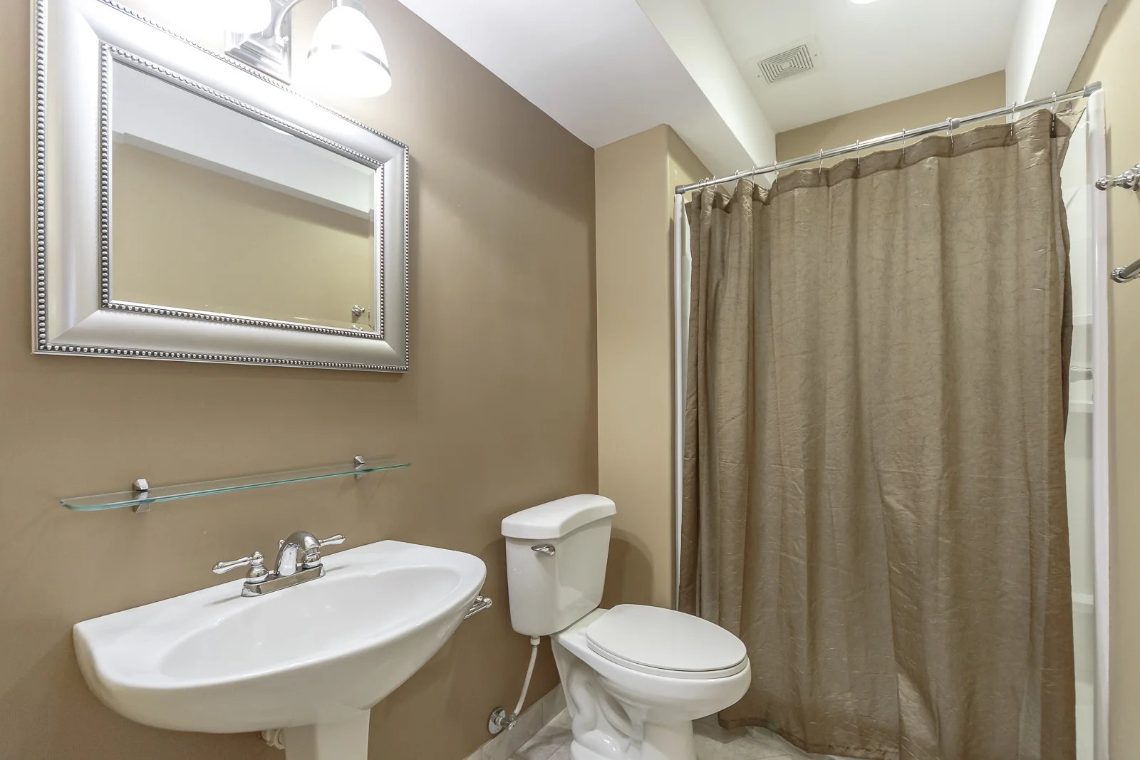 3544 W 143rd Terr - Web-142.jpg
