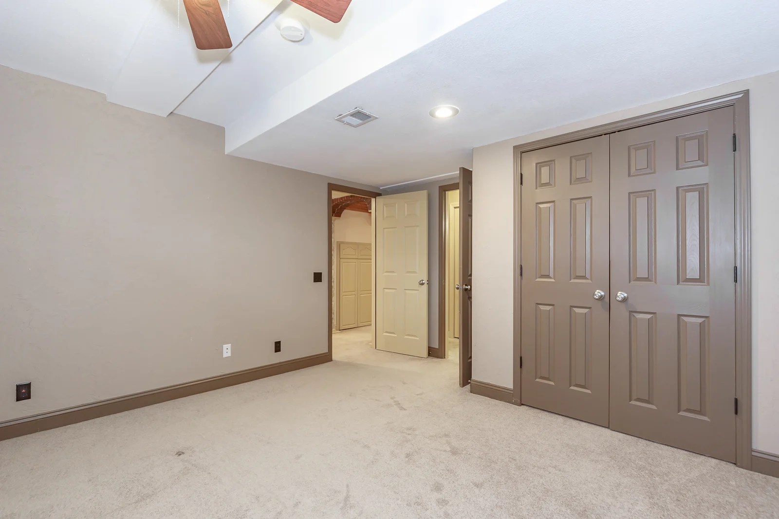 3544 W 143rd Terr - Web-144.jpg