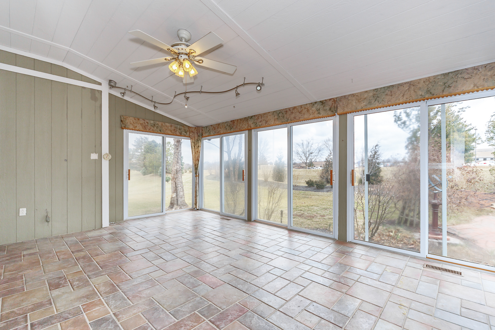 3544 W 143rd Terr - Web-150.jpg