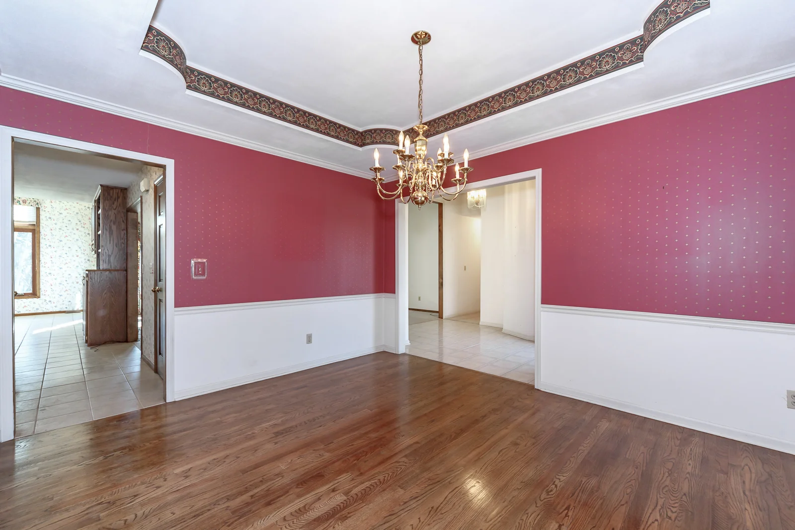8927 Sunset Dr - Web-107.jpg