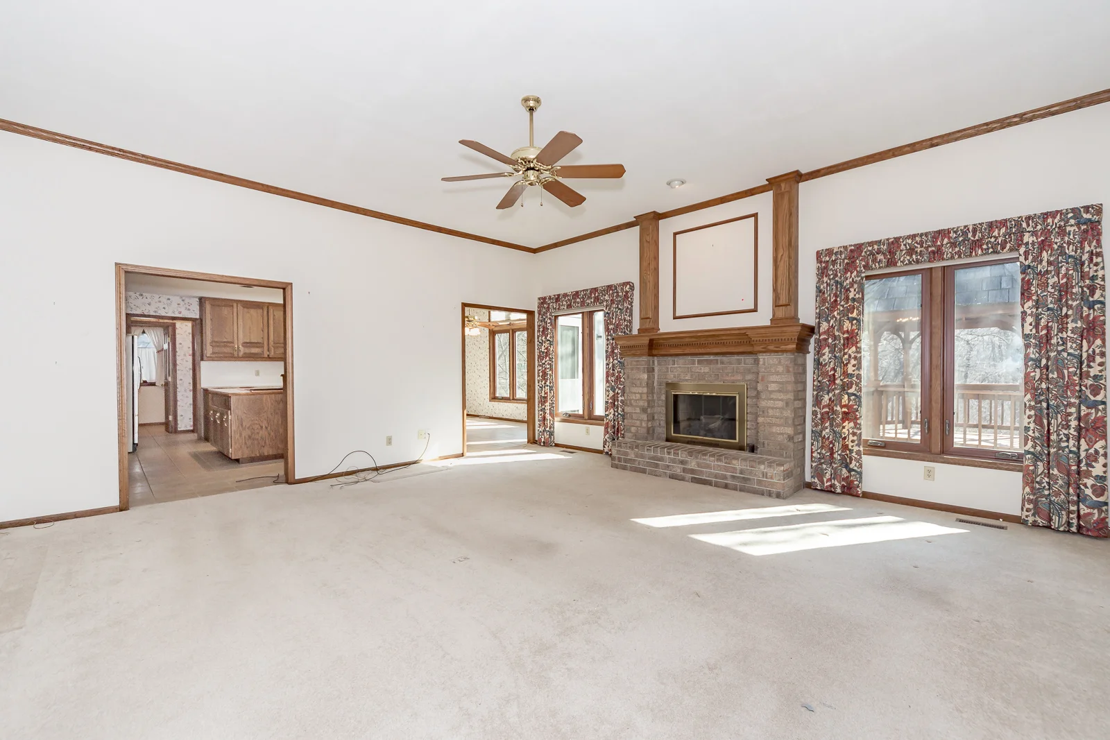 8927 Sunset Dr - Web-109.jpg