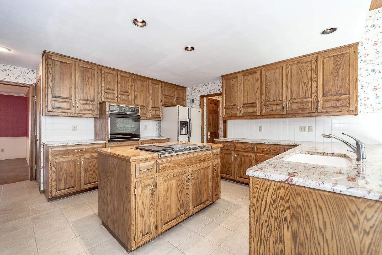 8927 Sunset Dr - Web-113.jpg