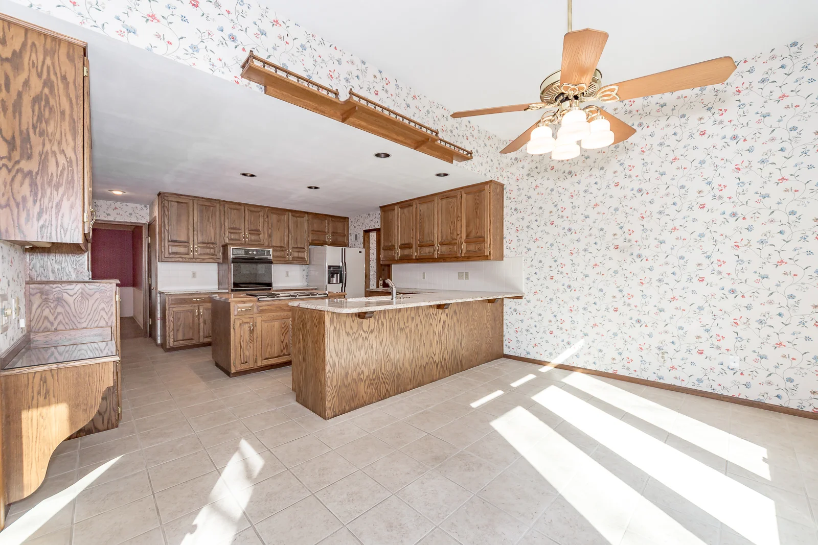 8927 Sunset Dr - Web-117.jpg