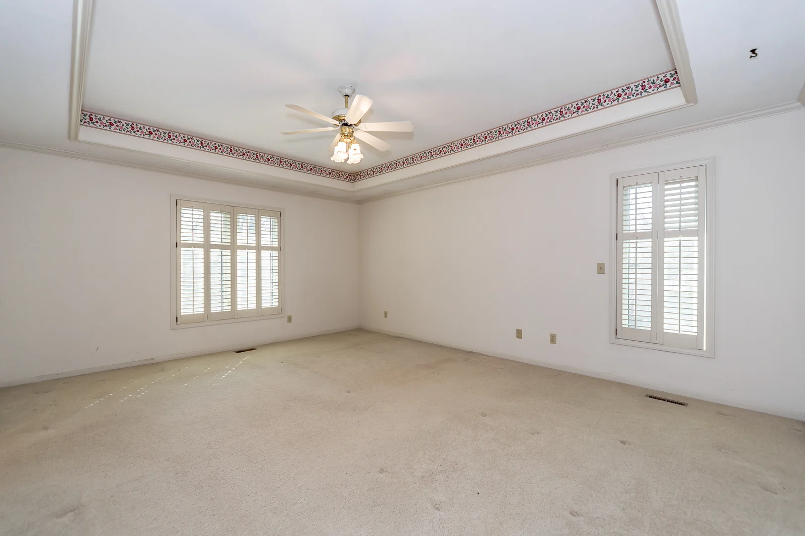 8927 Sunset Dr - Web-126.jpg