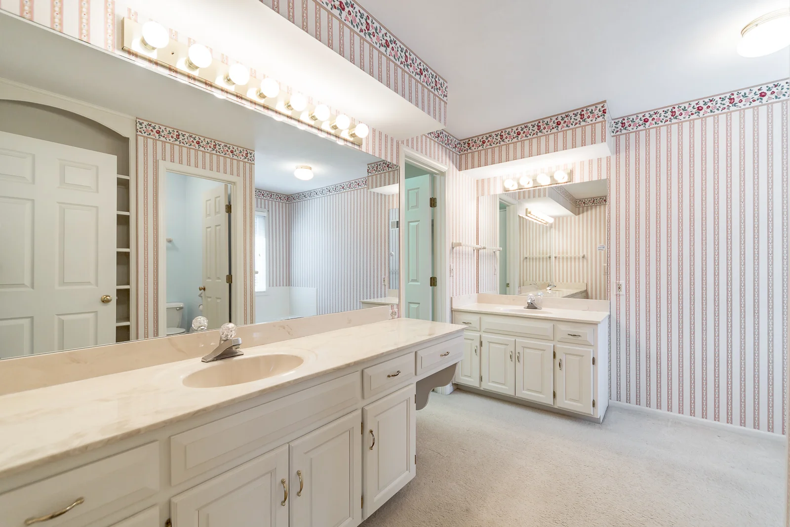 8927 Sunset Dr - Web-130.jpg