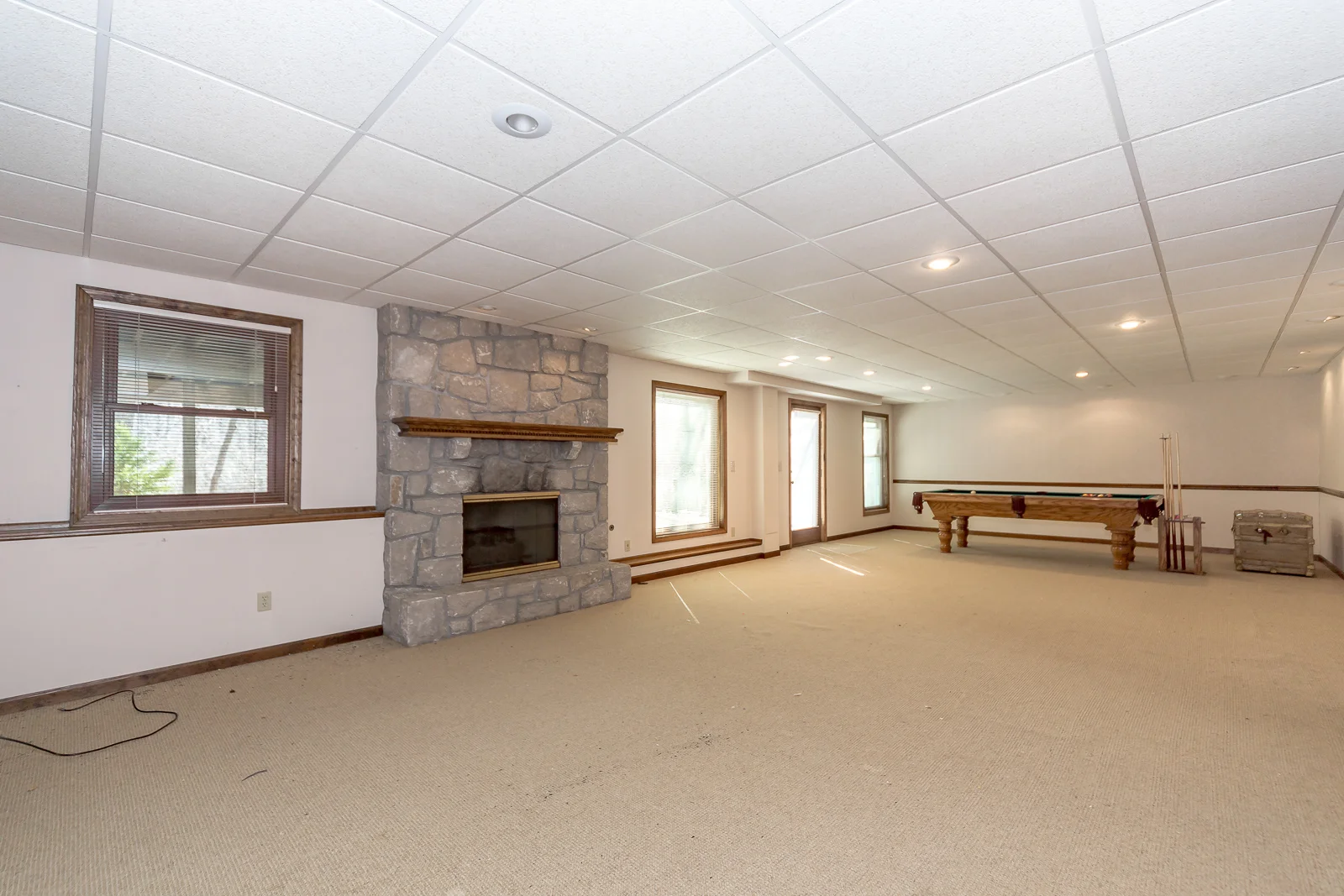8927 Sunset Dr - Web-134.jpg