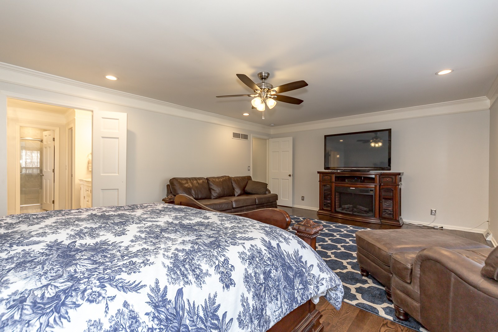 12025 Goddard St - Web-115.jpg