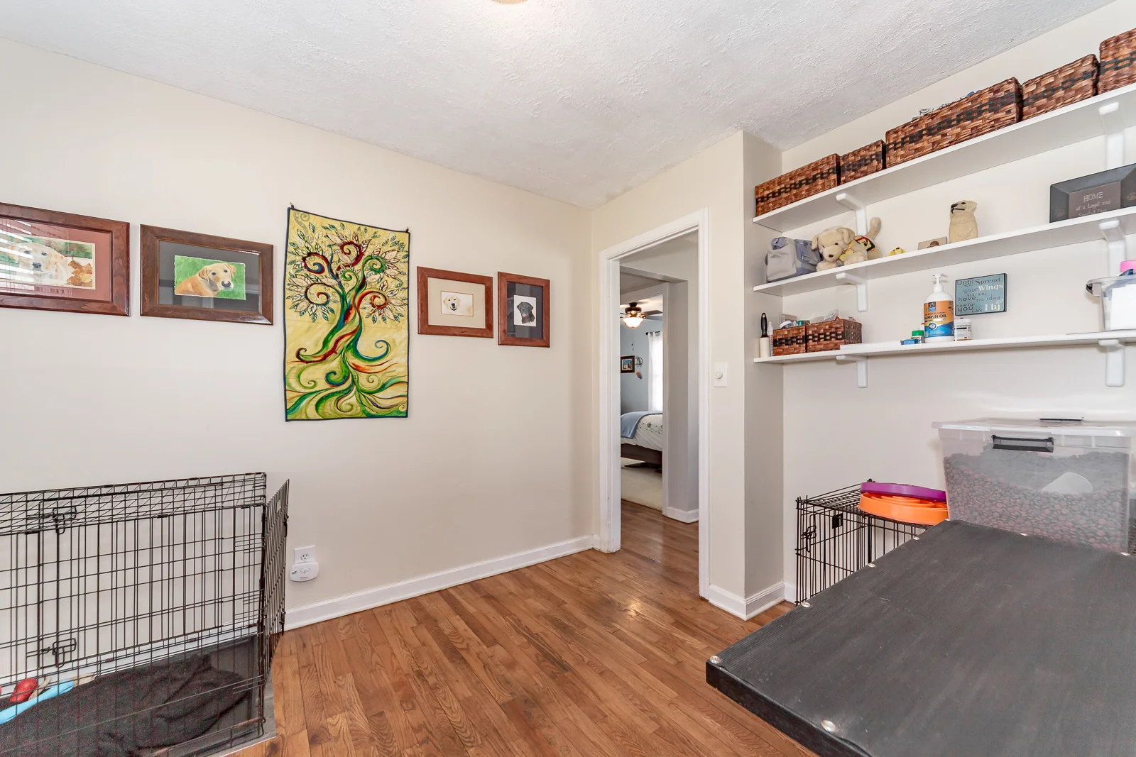 6431 Larsen Lane - Web-112.jpg