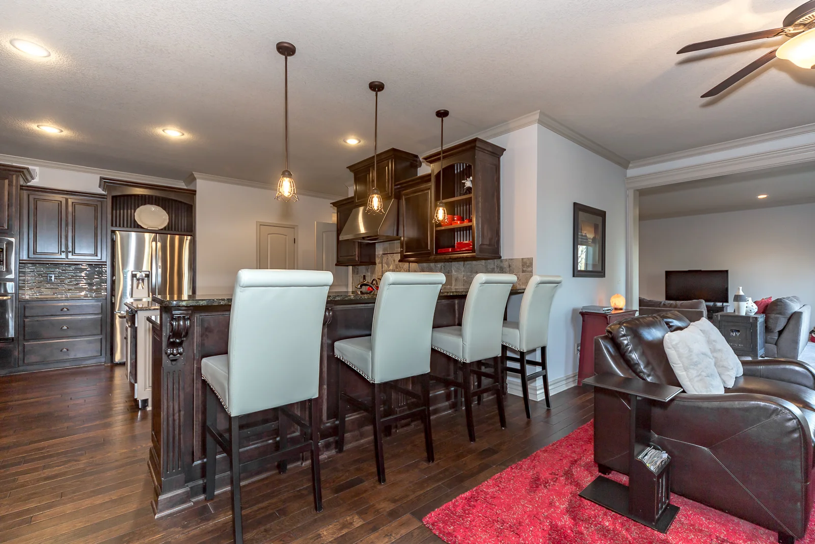 20905 W 68th St - Web-120.jpg