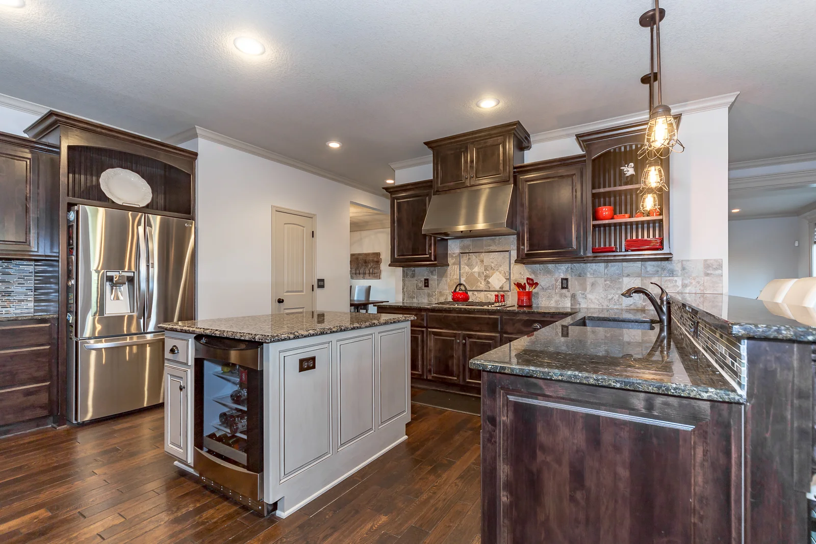 20905 W 68th St - Web-121.jpg