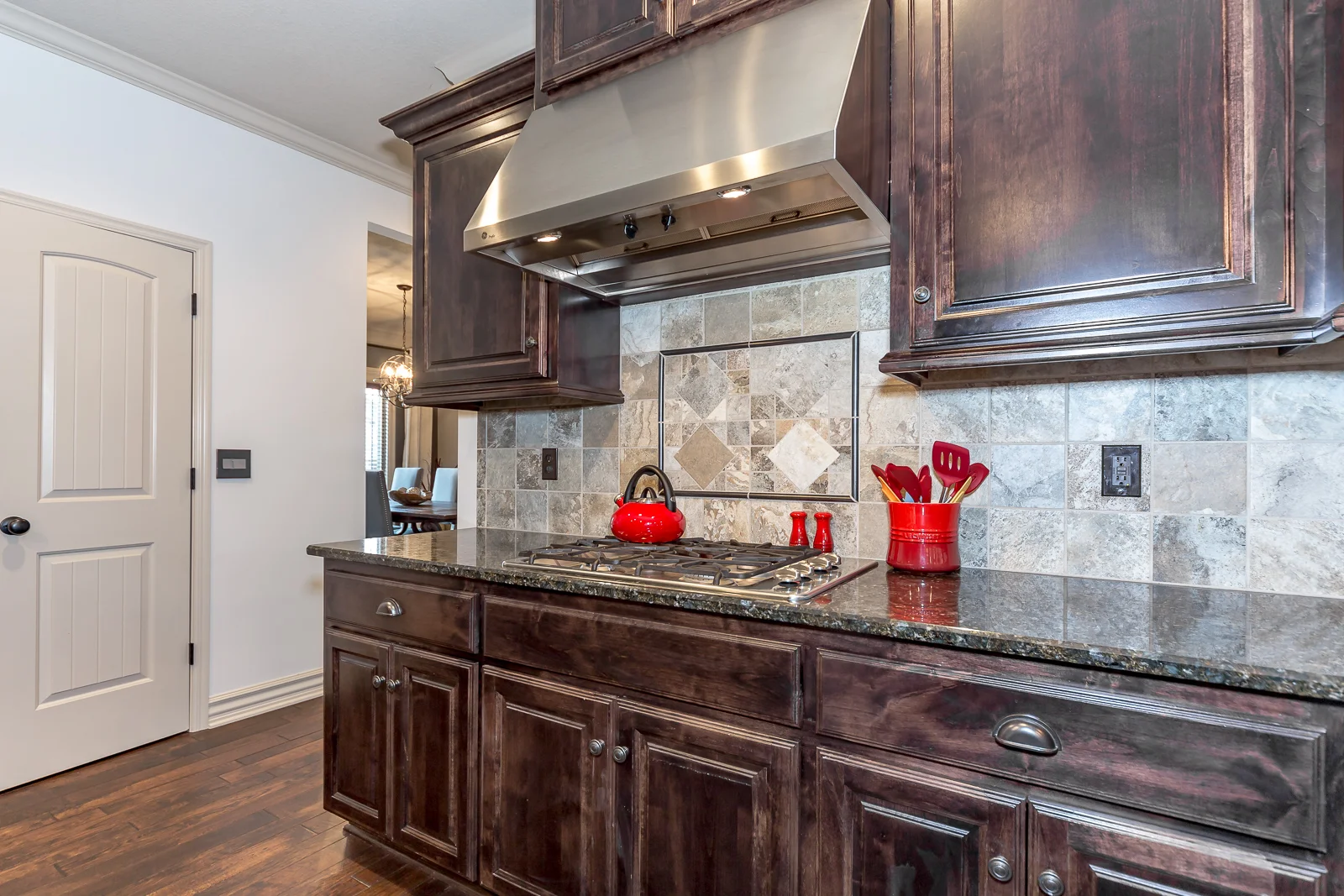 20905 W 68th St - Web-126.jpg