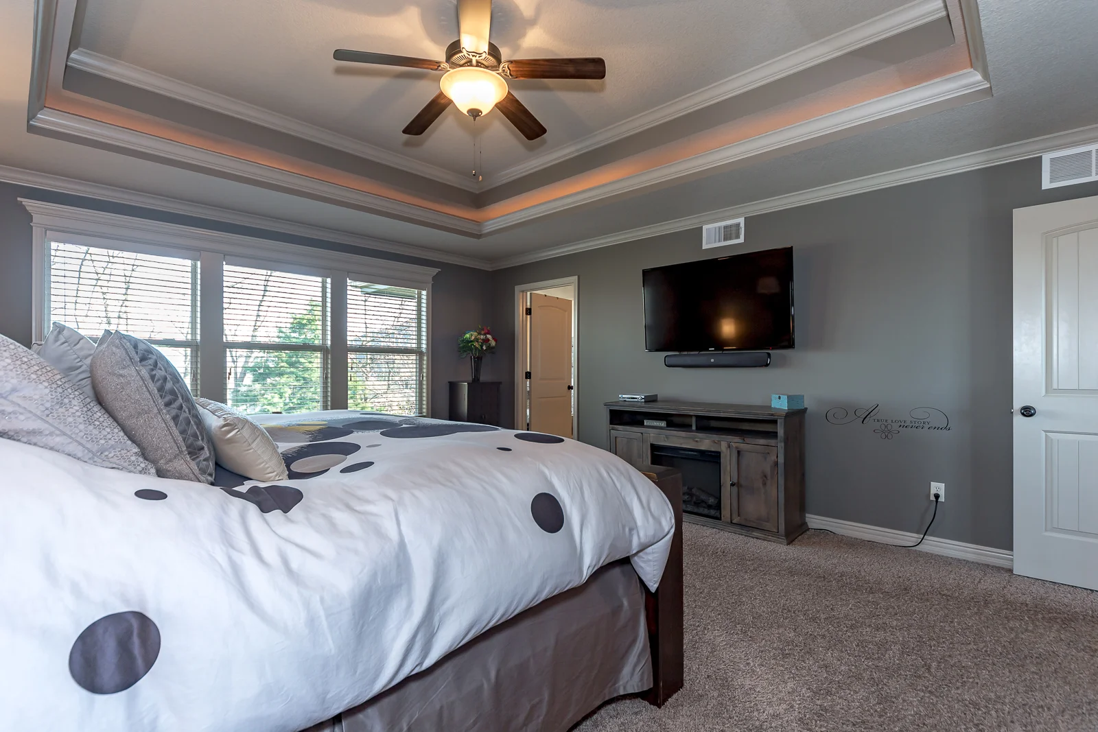 20905 W 68th St - Web-131.jpg