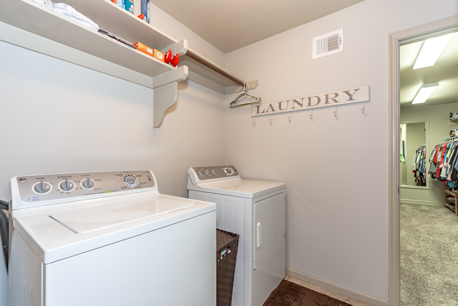 20905 W 68th St - Web-139.jpg