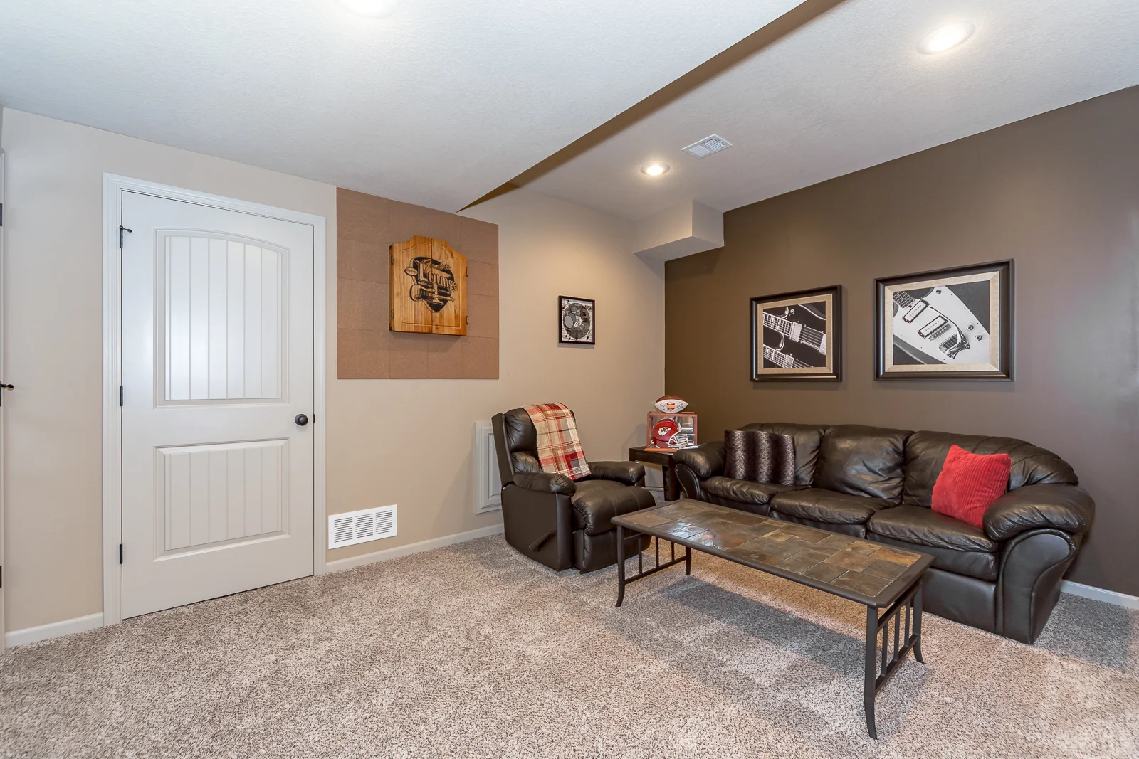 20905 W 68th St - Web-154.jpg