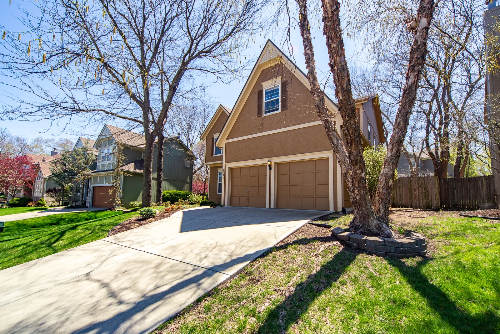 8915 W 132nd St - Web-102.jpg