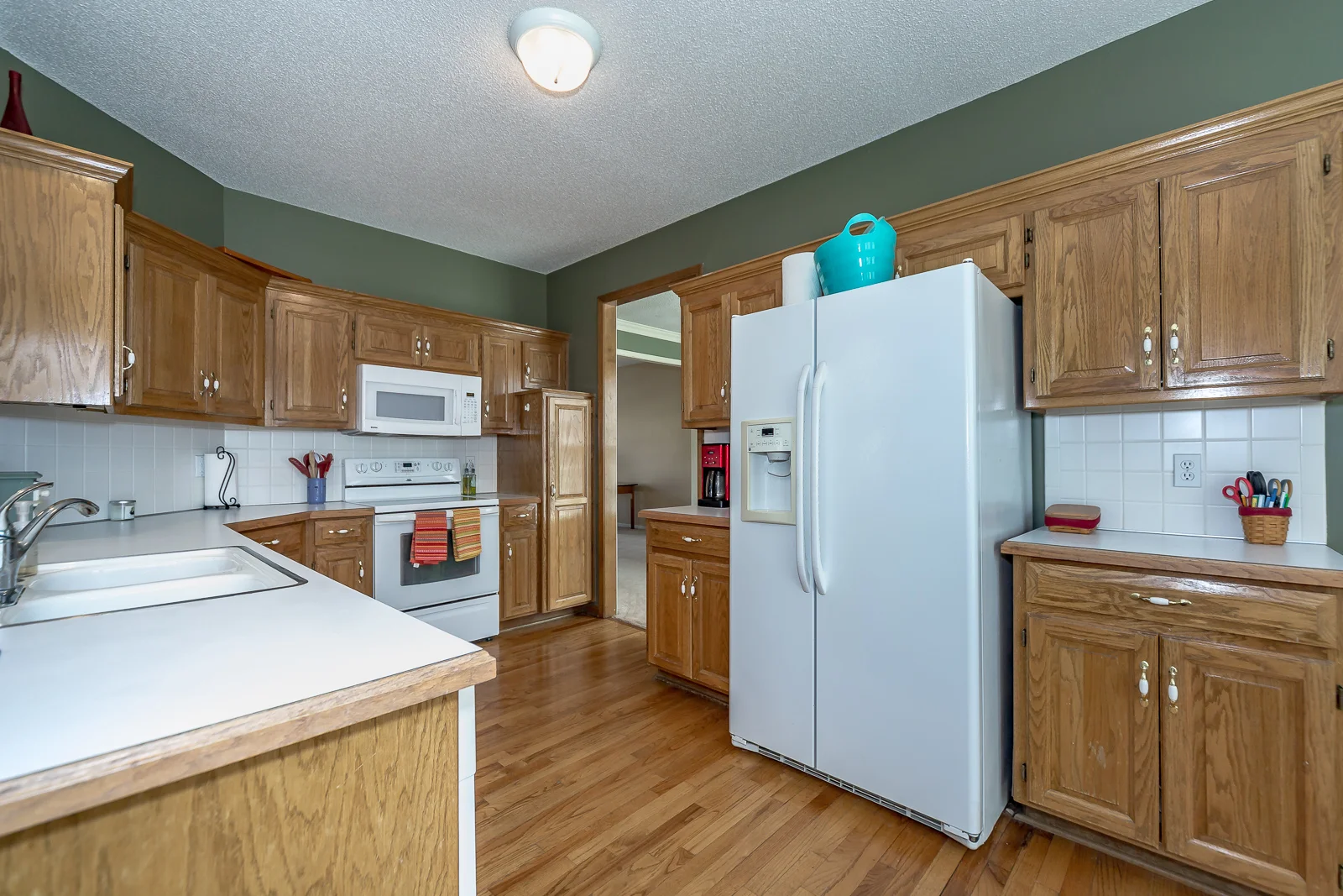 8915 W 132nd St - Web-117.jpg