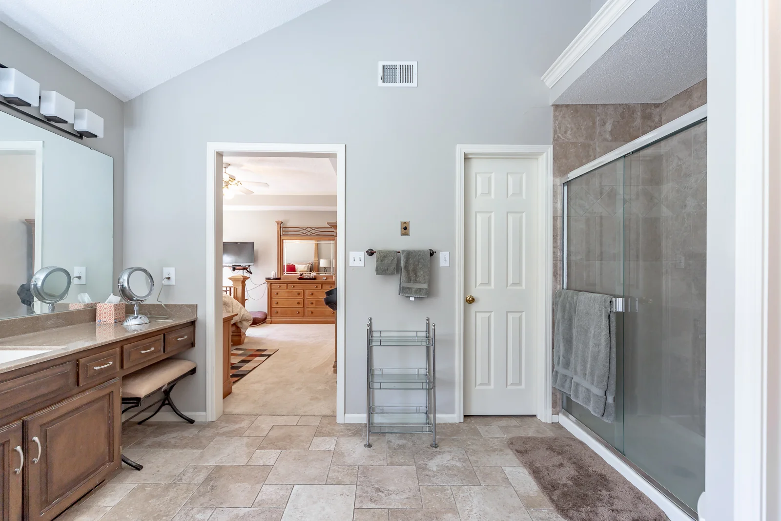 8915 W 132nd St - Web-130.jpg