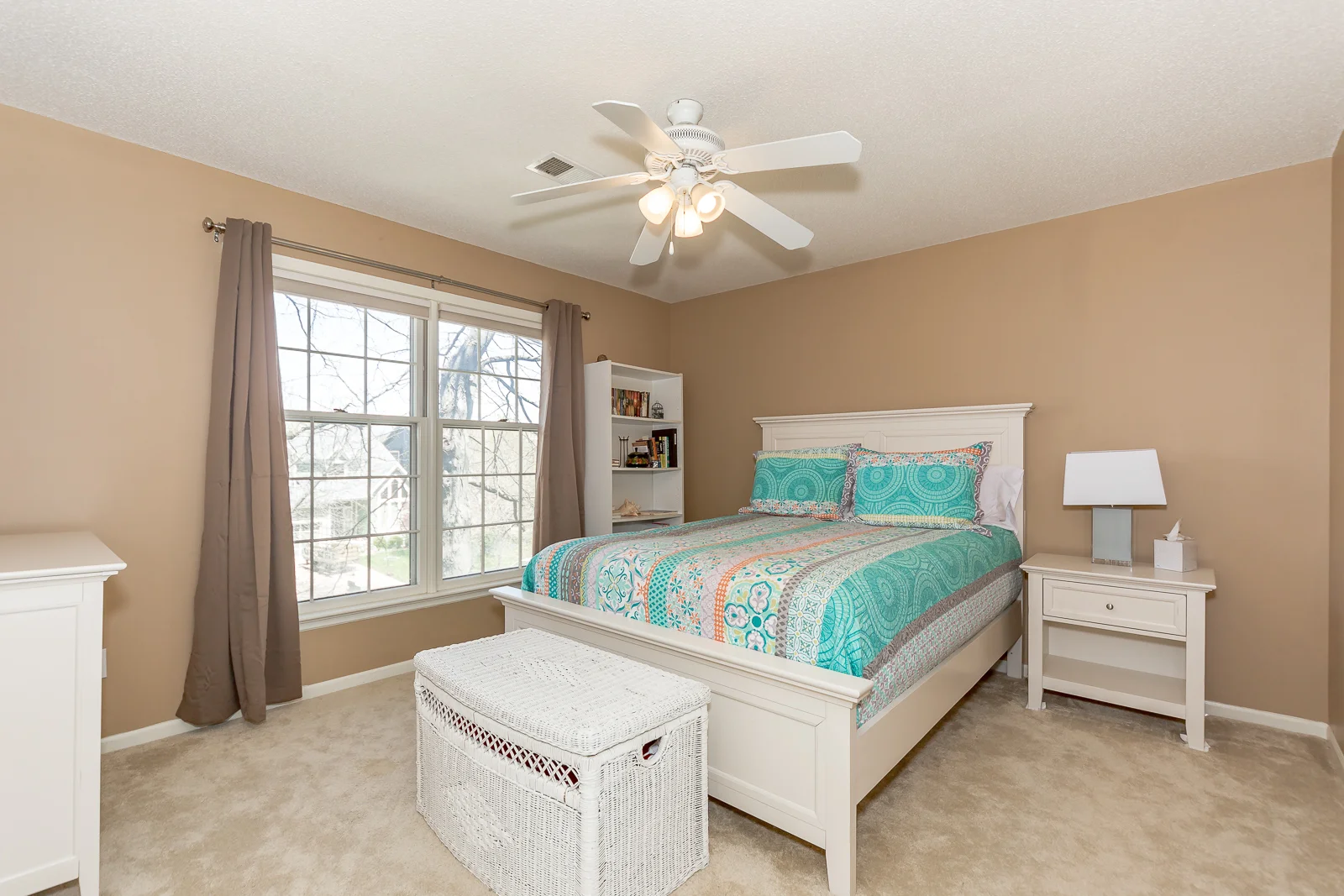 8915 W 132nd St - Web-131.jpg