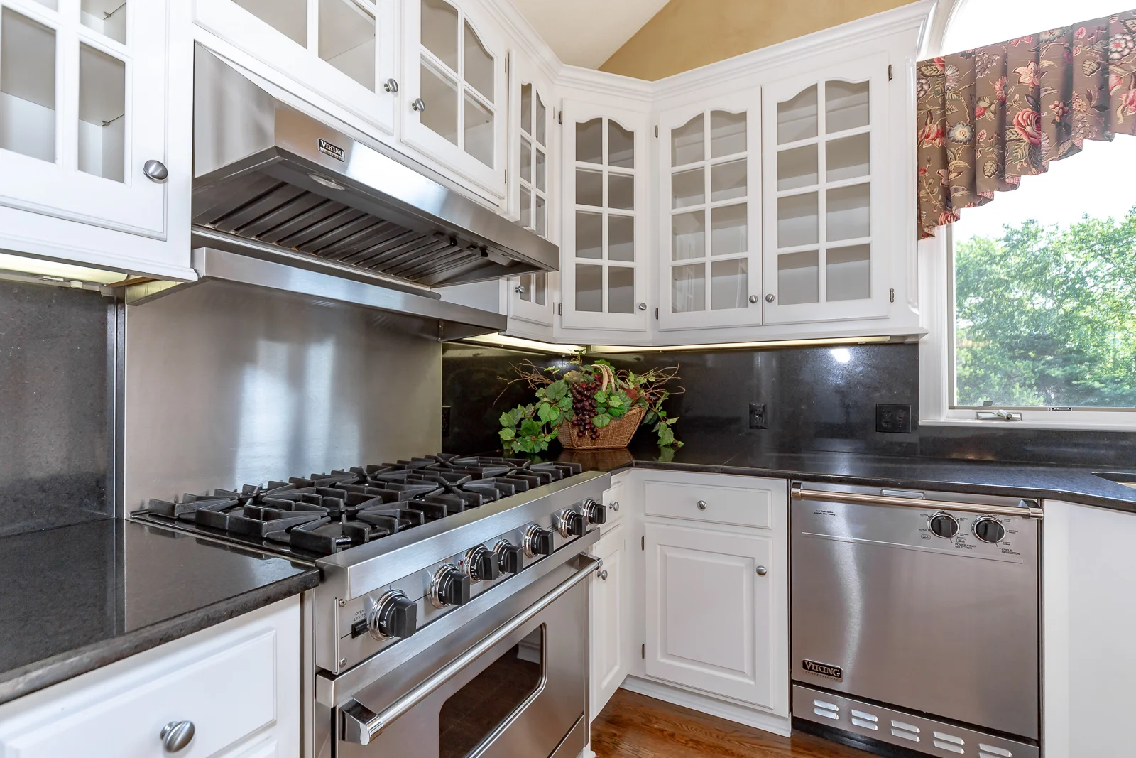 4834 W 150th Place - Web-132.jpg