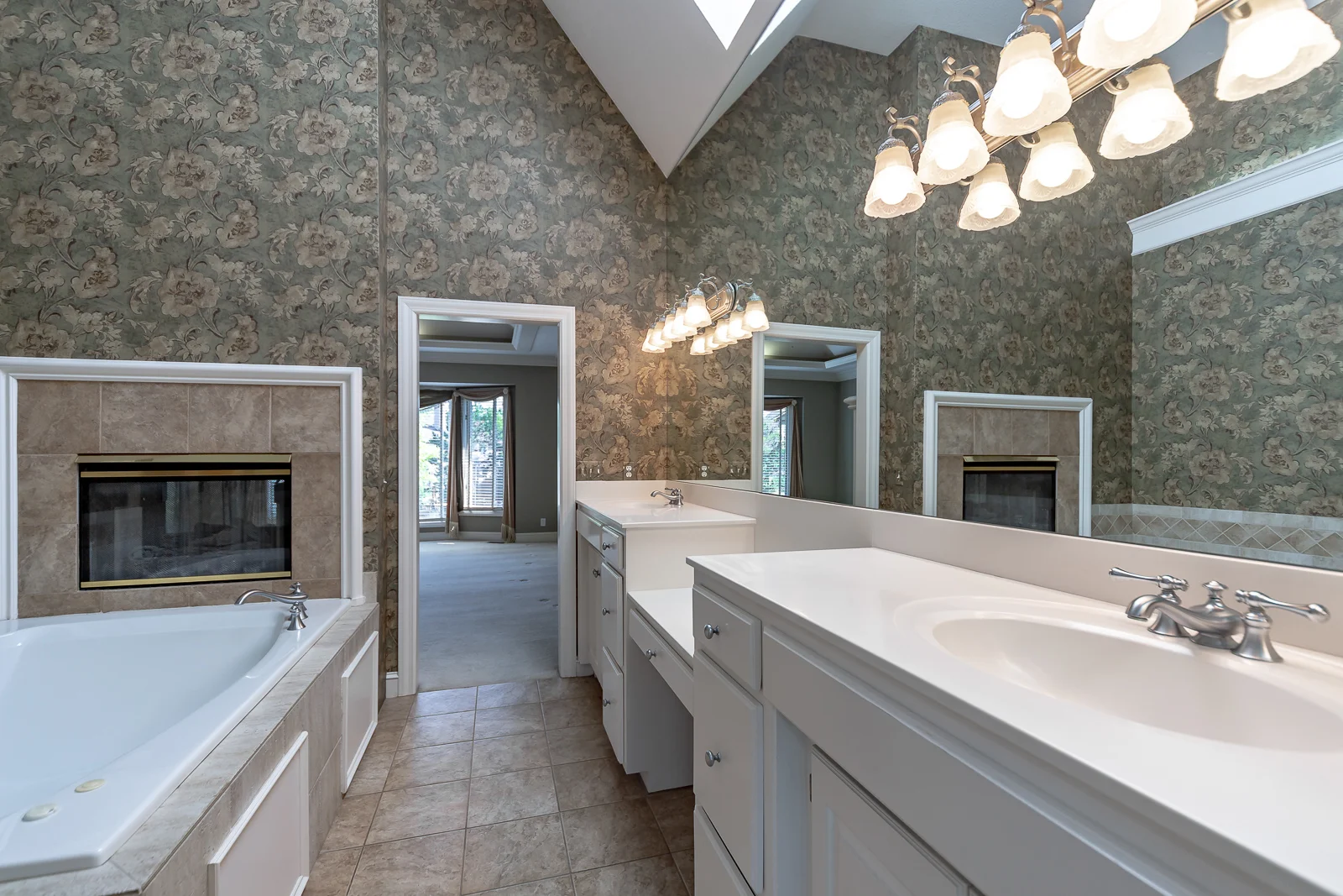 4834 W 150th Place - Web-144.jpg