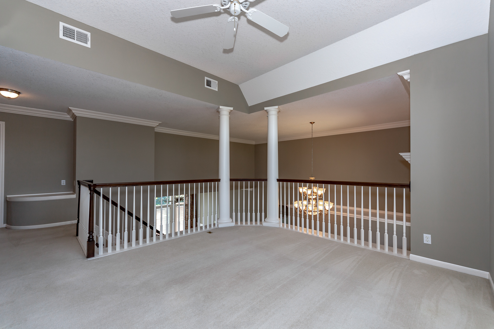 4834 W 150th Place - Web-151.jpg