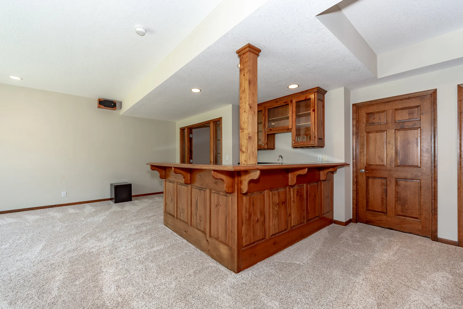 4834 W 150th Place - Web-165.jpg