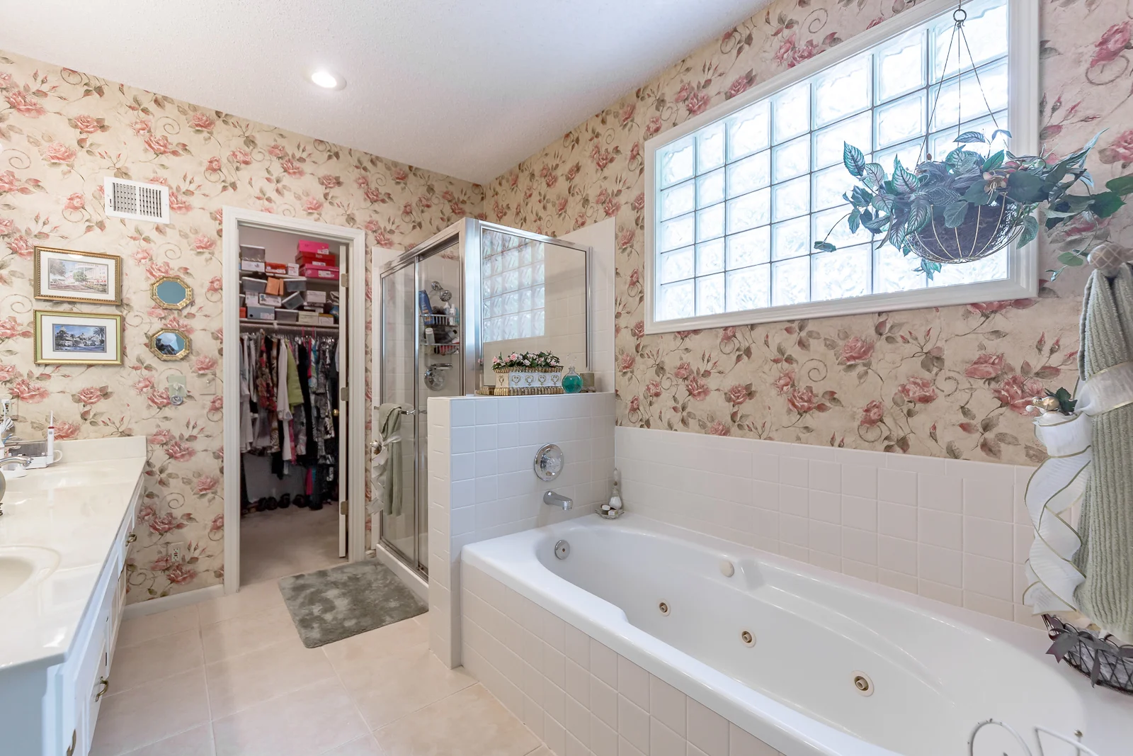 10313 W 131st St - Web-125.jpg