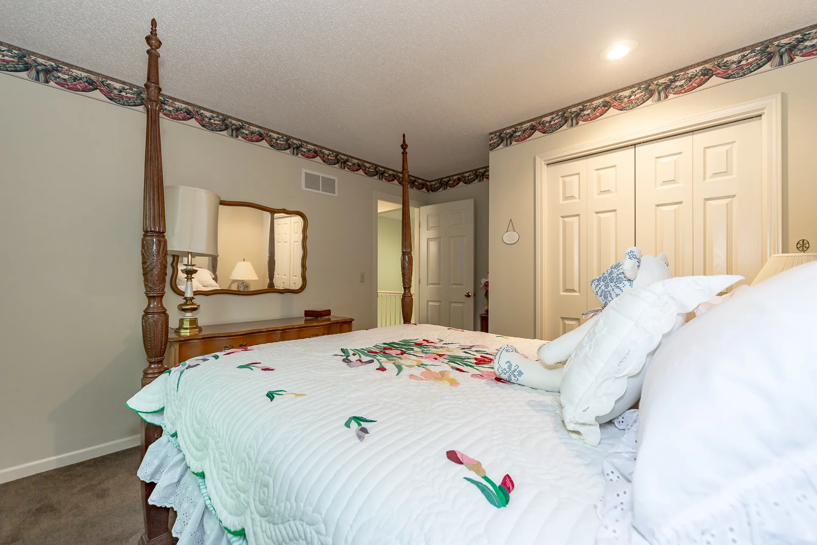 10313 W 131st St - Web-135.jpg