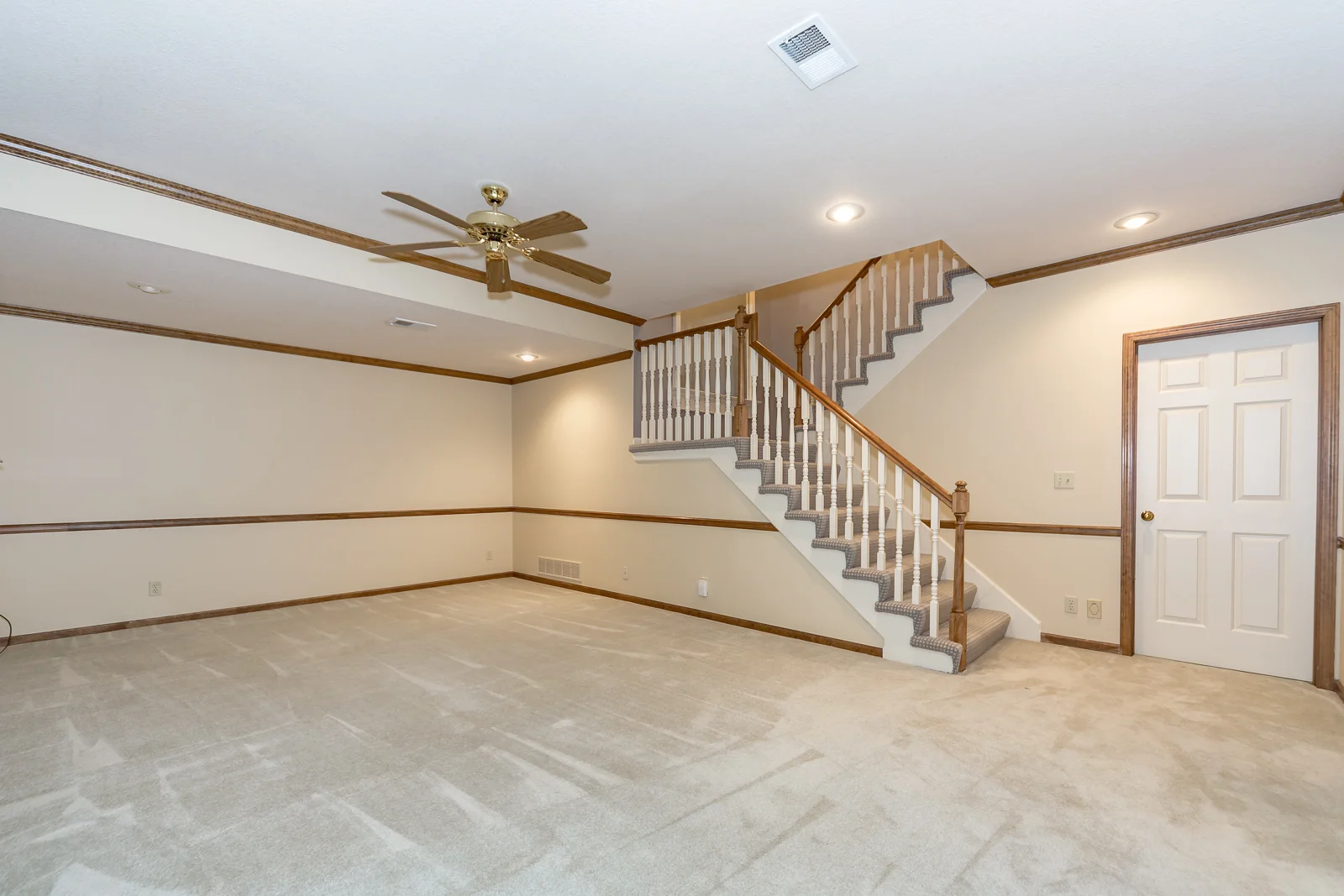 7919 W 118th Pl - Web-132.jpg