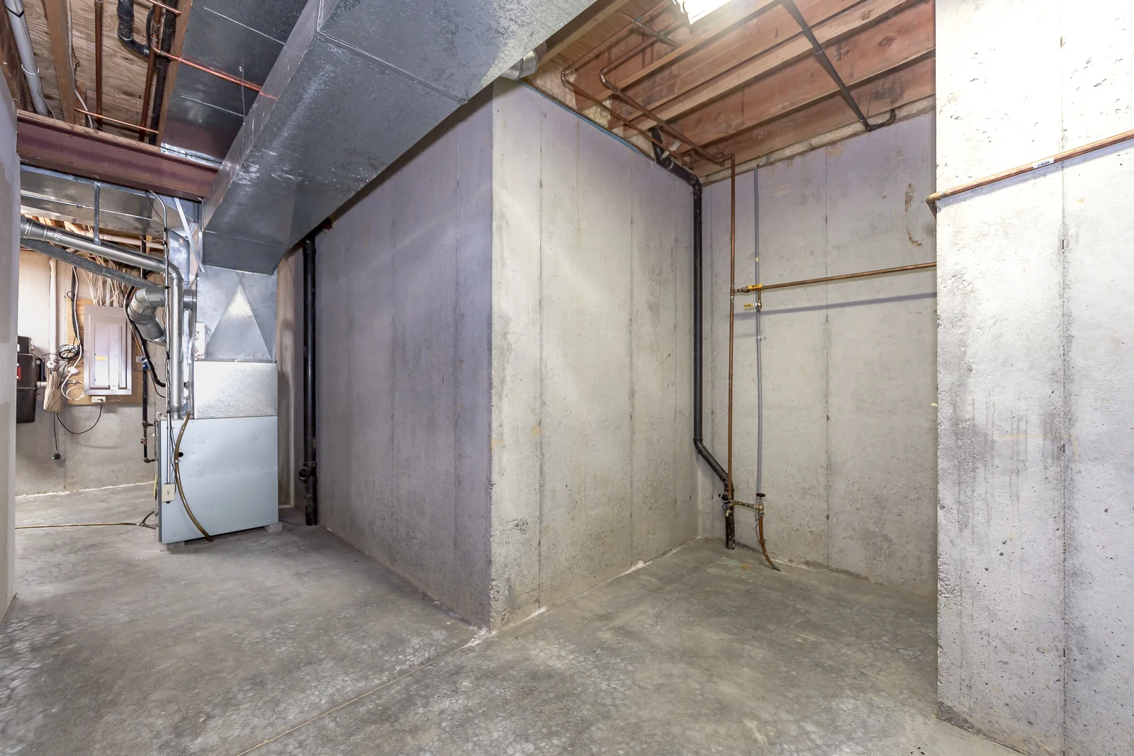 7919 W 118th Pl - Web-142.jpg