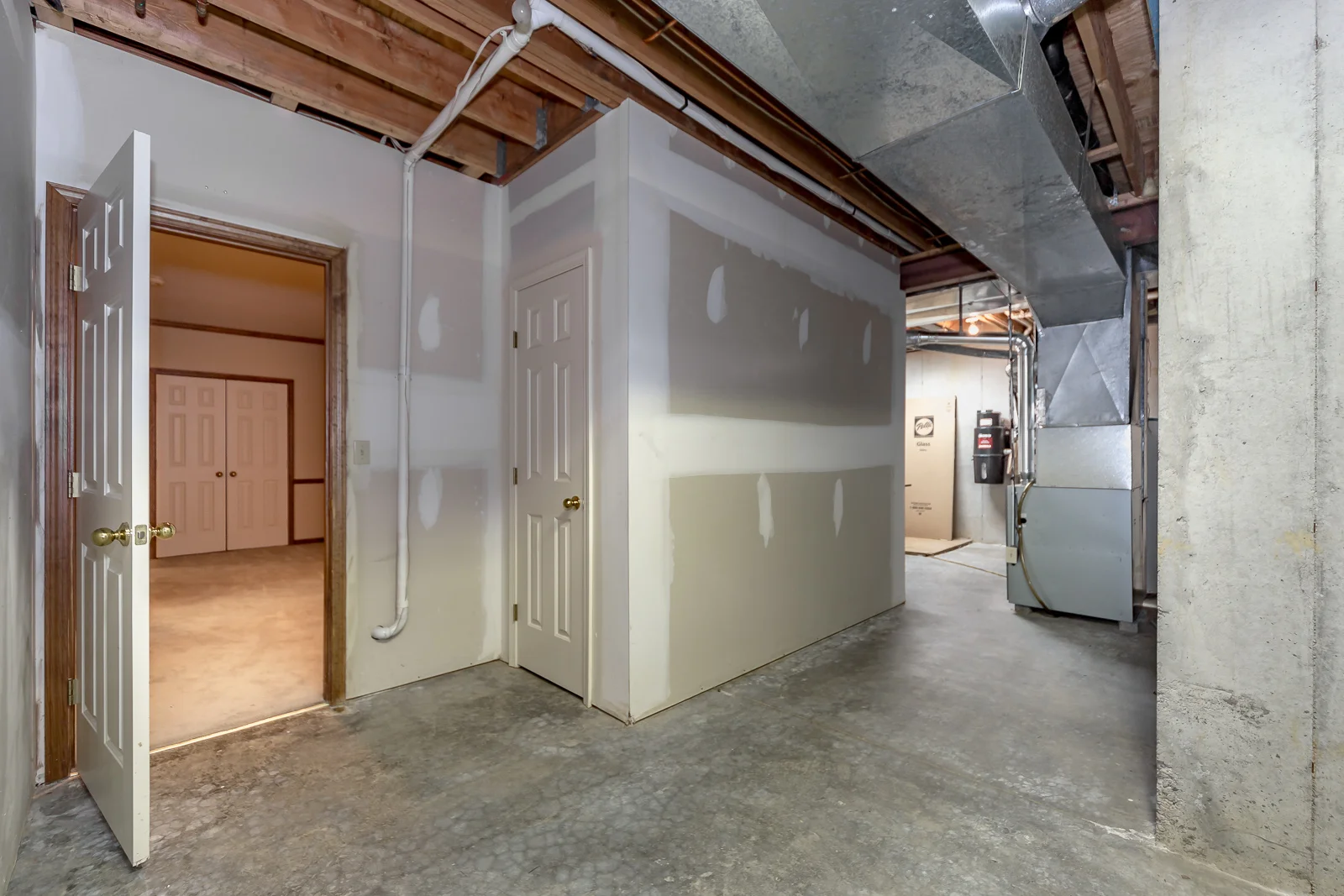 7919 W 118th Pl - Web-143.jpg