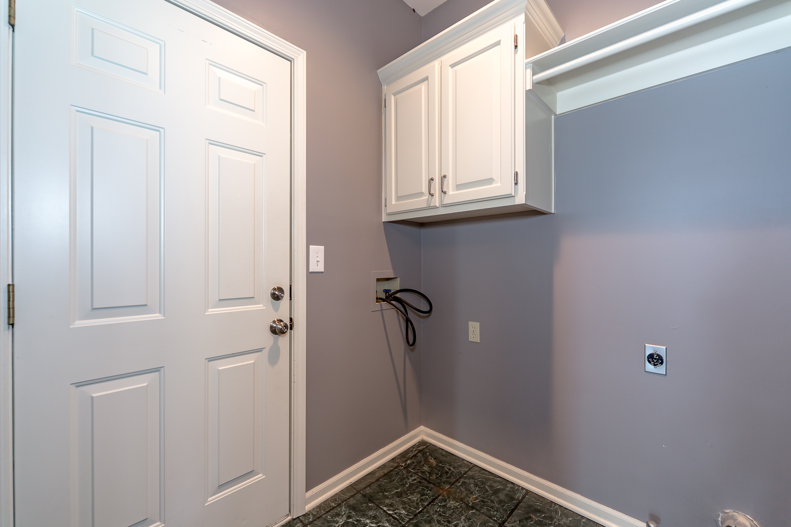 7919 W 118th Pl - Web-146.jpg