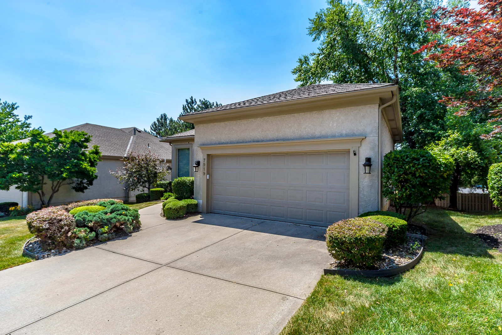 7919 W 118th Pl - Lawn and Bath Redo - Web-102.jpg