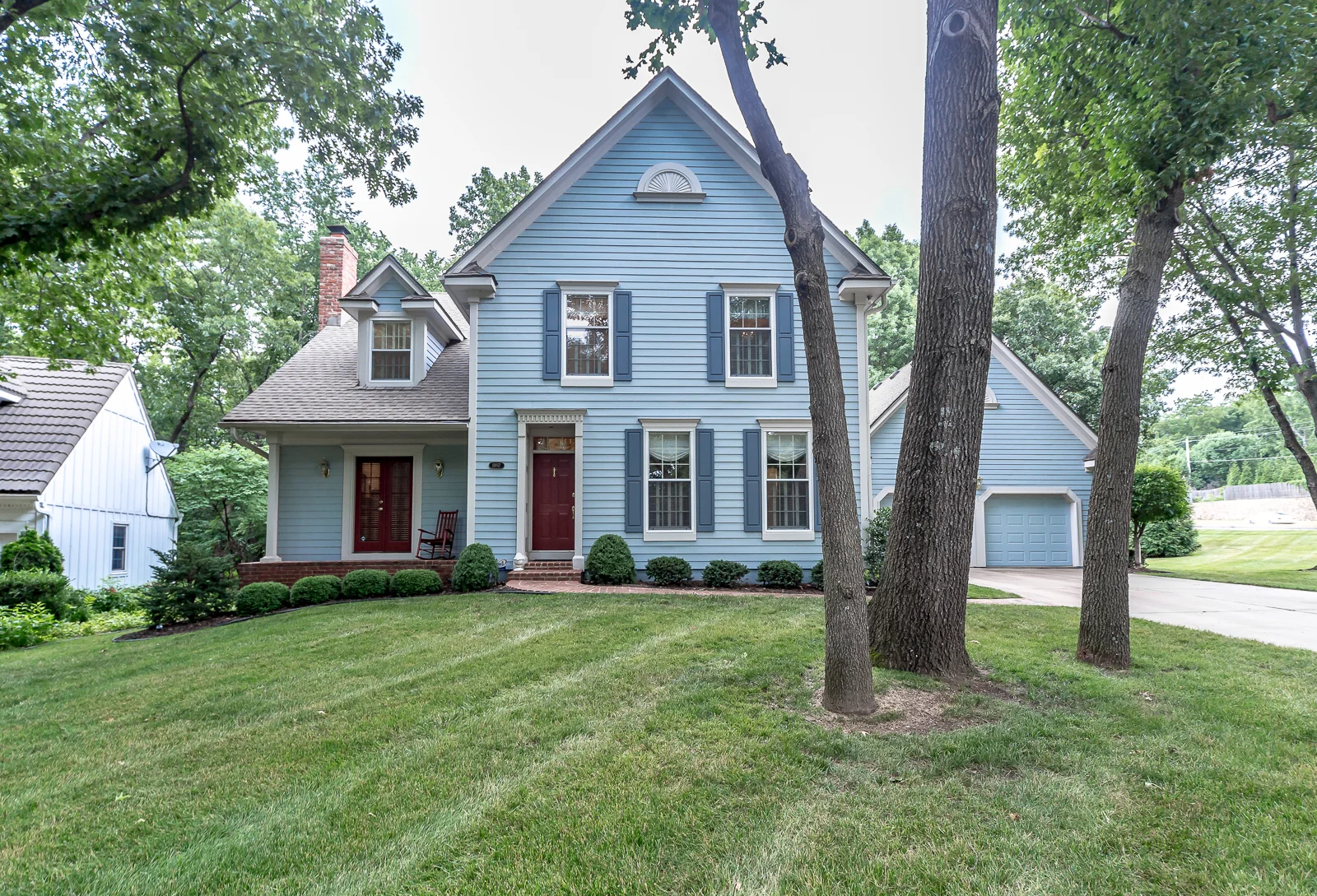 11857 Larsen St - Web-101.jpg