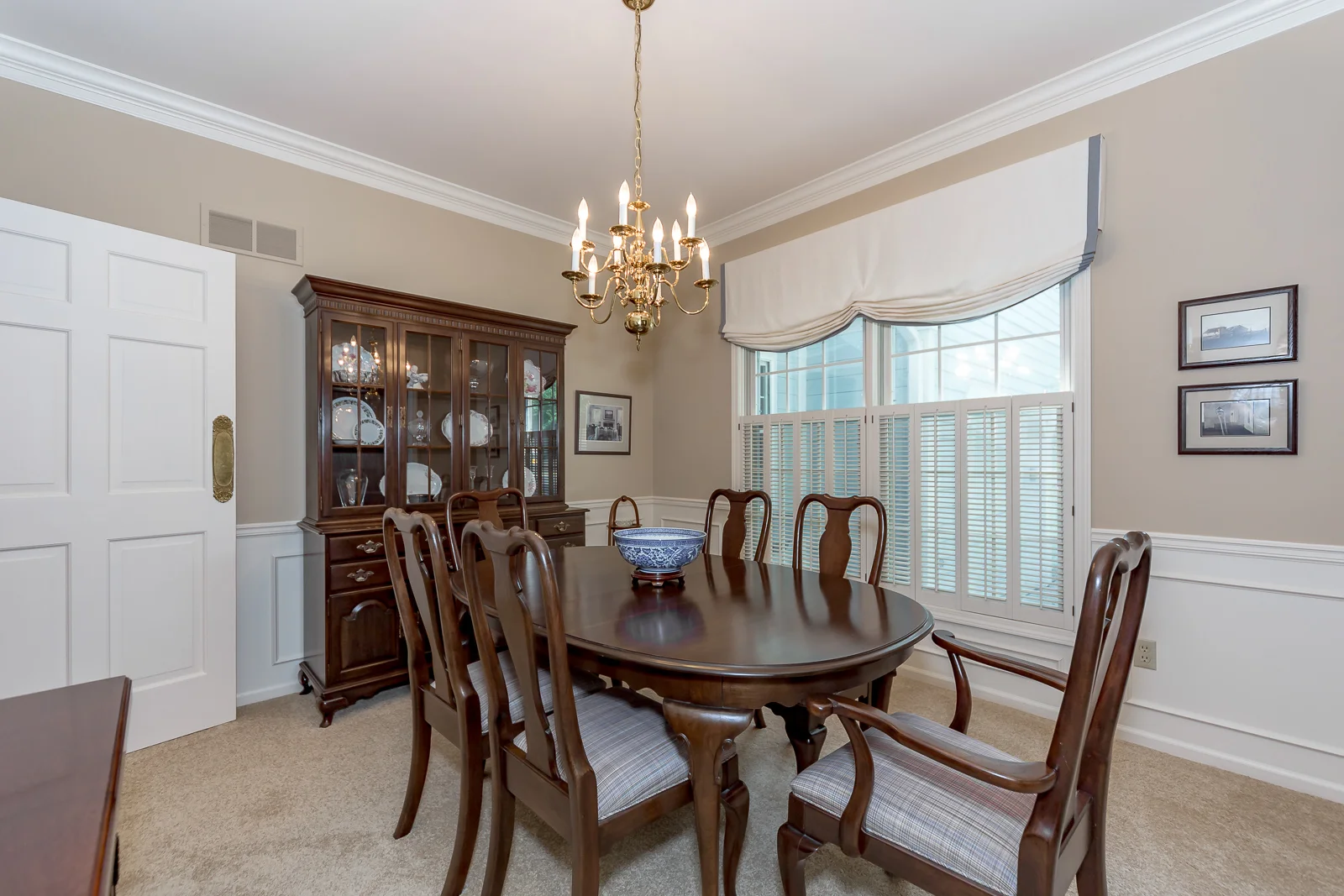 11857 Larsen St - Web-113.jpg